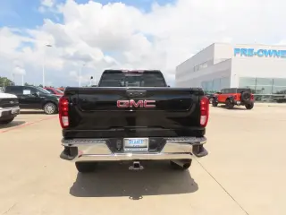 GMC Sierra 2500HD 2022 4x4 SLE 4dr Cabina Doble SB