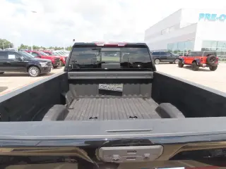 GMC Sierra 2500HD 2022 4x4 SLE 4dr Cabina Doble SB