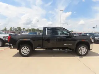 GMC Sierra 2500HD 2022 4x4 SLE 4dr Cabina Doble SB