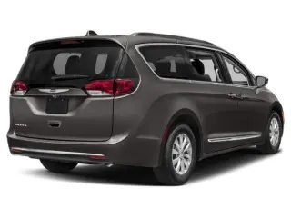 Chrysler Pacifica 2018 Touring L Minivan 4p.