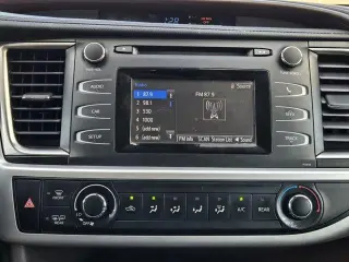 Toyota Highlander 2019 AWD LE 4dr SUV
