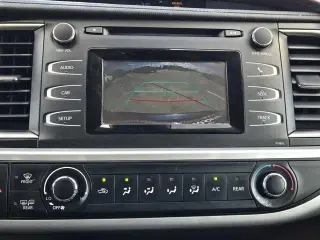 Toyota Highlander 2019 AWD LE 4dr SUV