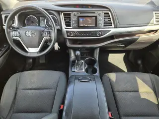 Toyota Highlander 2019 AWD LE 4dr SUV