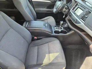 Toyota Highlander 2019 AWD LE 4dr SUV