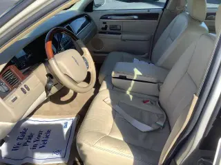 Lincoln Town Car 2009 Signature Limited Sedán de 4 puertas