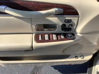 Lincoln Town Car 2009 Signature Limited Sedán de 4 puertas