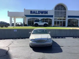 Lincoln Town Car 2009 Signature Limited Sedán de 4 puertas
