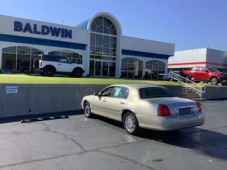 Lincoln Town Car 2009 Signature Limited Sedán de 4 puertas