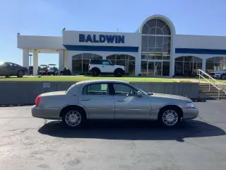 Lincoln Town Car 2009 Signature Limited Sedán de 4 puertas