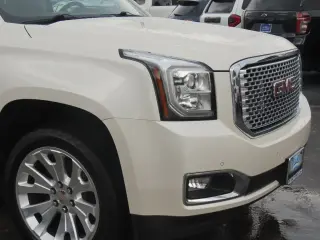 GMC Yukon XL 2015 4x4 Denali 4dr SUV