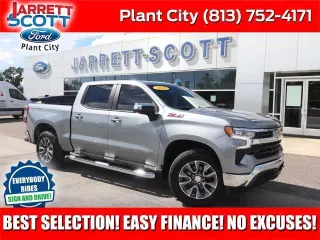 Chevrolet Silverado 1500 2026 4x4 LT 4dr Crew Cab 5.8 ft. CB con 1LT