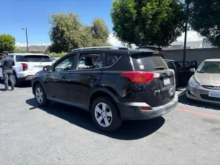 Toyota RAV4 2014 XLE SUV 4 puertas