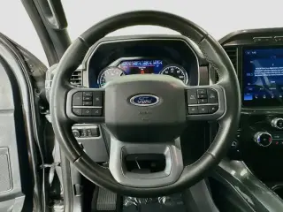 Ford F-150 2023 4x4 XL 4dr SuperCrew 5.5 ft. SB