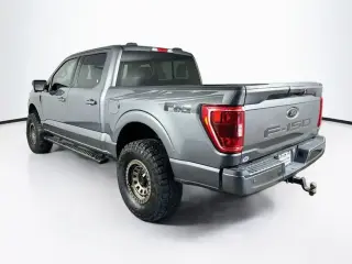 Ford F-150 2023 4x4 XL 4dr SuperCrew 5.5 ft. SB