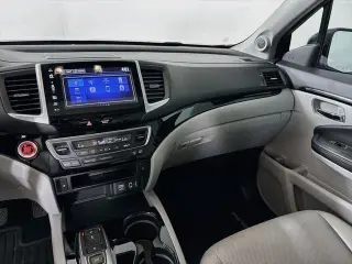 Honda Ridgeline 2020 AWD RTL-E 4dr Crew Cab 5.3 ft. SB
