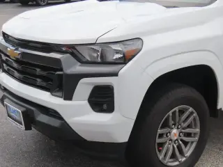 Chevrolet Colorado 2024 4x2 LT 4p Cab de Tripulante 5 ft. CB
