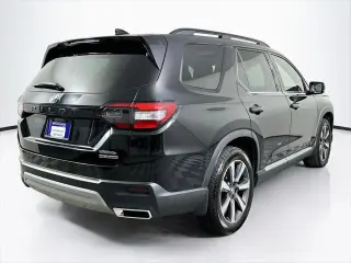 Honda Pilot 2025 Touring 4dr SUV