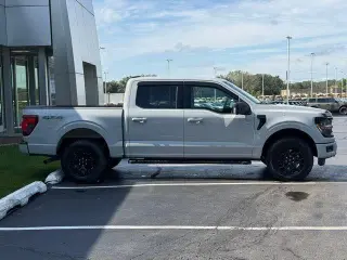 Ford F-150 2024 4x4 XLT 4p SuperCrew 5.5 ft. CB