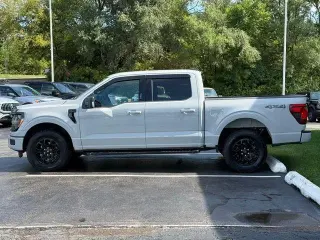 Ford F-150 2024 4x4 XLT 4p SuperCrew 5.5 ft. CB