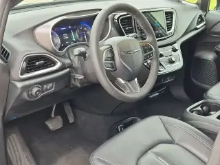 Chrysler Pacifica 2026 Select 4dr Mini-Van