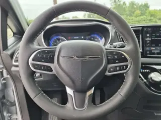 Chrysler Pacifica 2026 Select 4dr Mini-Van