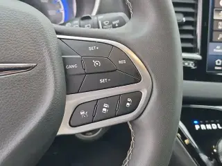 Chrysler Pacifica 2025 Select 4dr Mini-Van