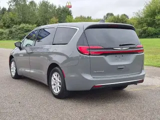 Chrysler Pacifica 2025 Select 4dr Mini-Van