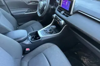 Toyota RAV4 Hybrid 2025 AWD XLE 4p SUV