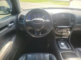 Chrysler 300 2018 S 4dr Sedán