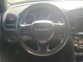 Chrysler 300 2018 S 4dr Sedán