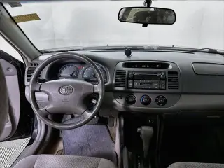 Toyota Camry 2004 LE 4dr Sedán