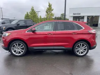 Ford Edge 2024 tracción en las cuatro ruedas Titanium 4p SUV