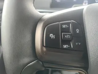 Ford Mustang Mach-E 2025 Select 4dr SUV