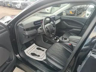 Ford Mustang Mach-E 2025 Select 4dr SUV