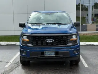Ford F-150 2024 4x4 STX 4 puertas SuperCrew 5.5 pies SB