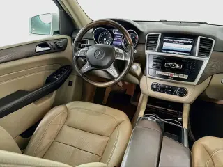 Mercedes-Benz Clase M 2015 ML 350 4dr SUV