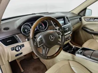 Mercedes-Benz Clase M 2015 ML 350 4dr SUV
