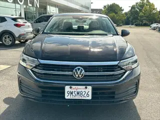 Volkswagen Jetta 2024 SE 4dr Sedán