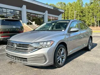 Volkswagen Jetta 2024 SE 4dr Sedán