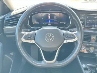 Volkswagen Jetta 2024 SE 4dr Sedán