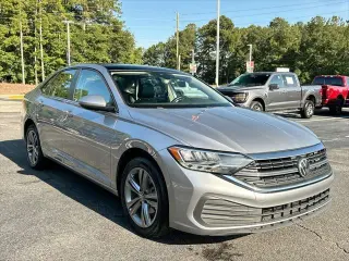 Volkswagen Jetta 2024 SE 4dr Sedán
