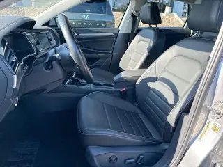 Volkswagen Jetta 2024 SE 4dr Sedán