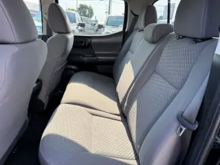 Toyota Tacoma 2022 4x4 SR V6 4dr Double Cab 5.0 ft SB