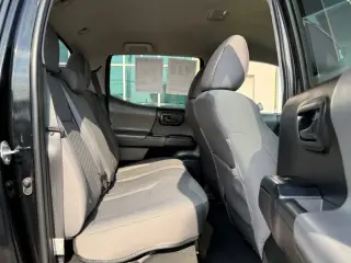 Toyota Tacoma 2022 4x4 SR V6 4dr Double Cab 5.0 ft SB