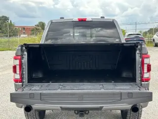 Ford F-150 2022 4x4 Platino 4dr SuperCrew 5.5 ft. SB