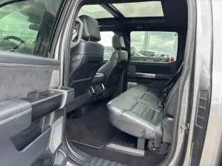 Ford F-150 2022 4x4 Platino 4dr SuperCrew 5.5 ft. SB