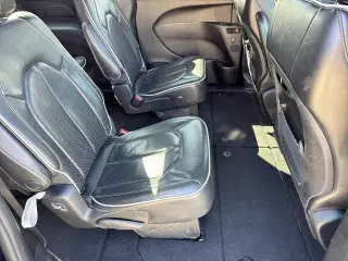 Chrysler Pacifica 2019 Limited 4dr Mini-Van