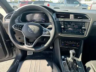 Volkswagen Tiguan 2024 SE R-Line Black 4dr SUV