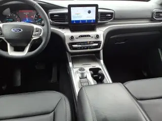 Ford Explorer 2023 AWD XLT 4dr SUV