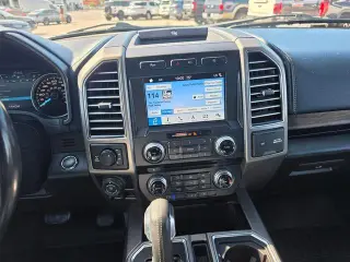 Ford F-150 2018 4x4 Limited 4dr SuperCrew 5.5 ft. SB